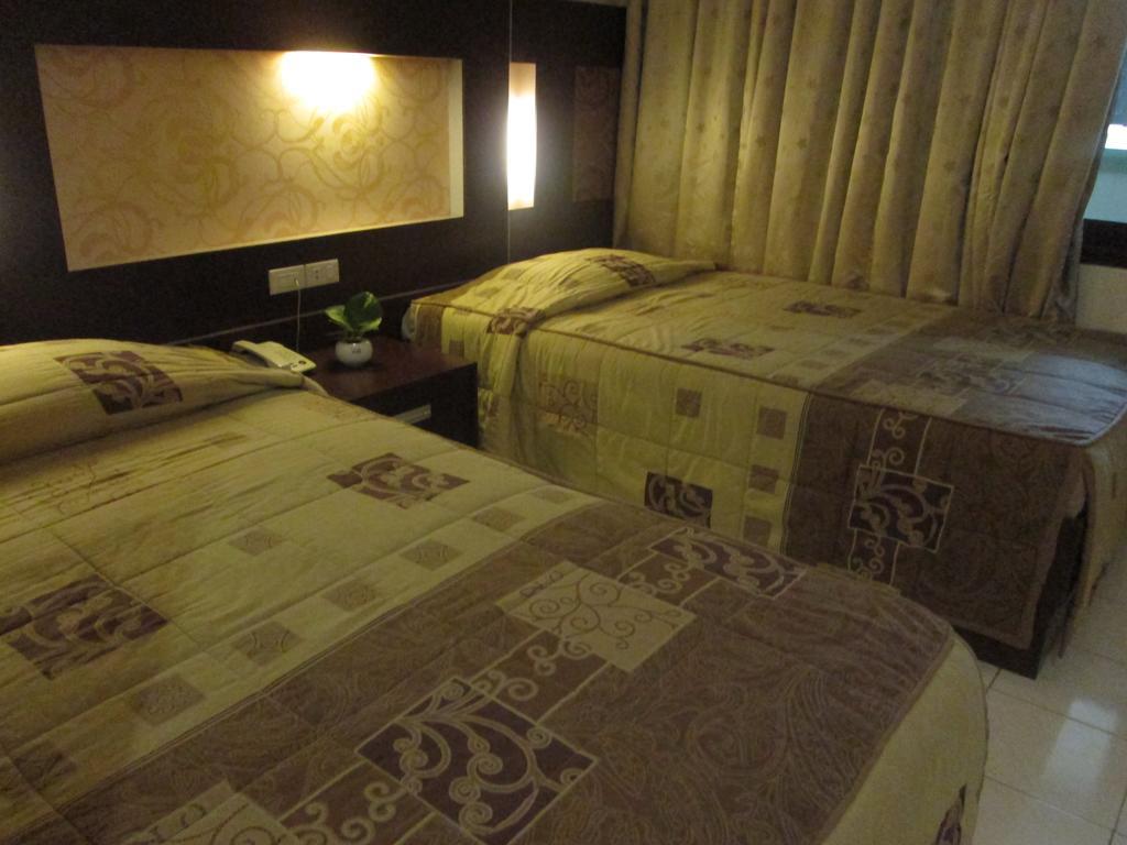 Hotel Wisanti Yogyakarta Exterior photo