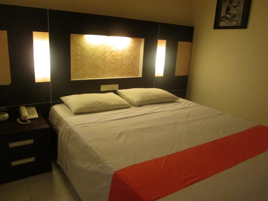 Hotel Wisanti Yogyakarta Exterior photo