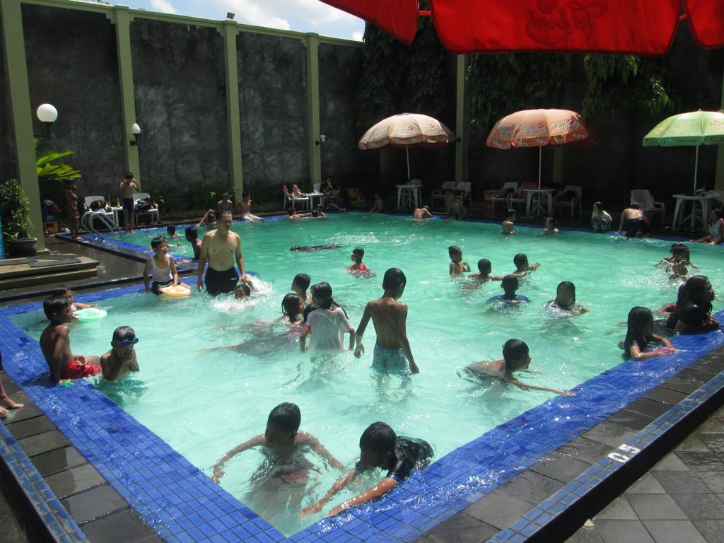 Hotel Wisanti Yogyakarta Exterior photo