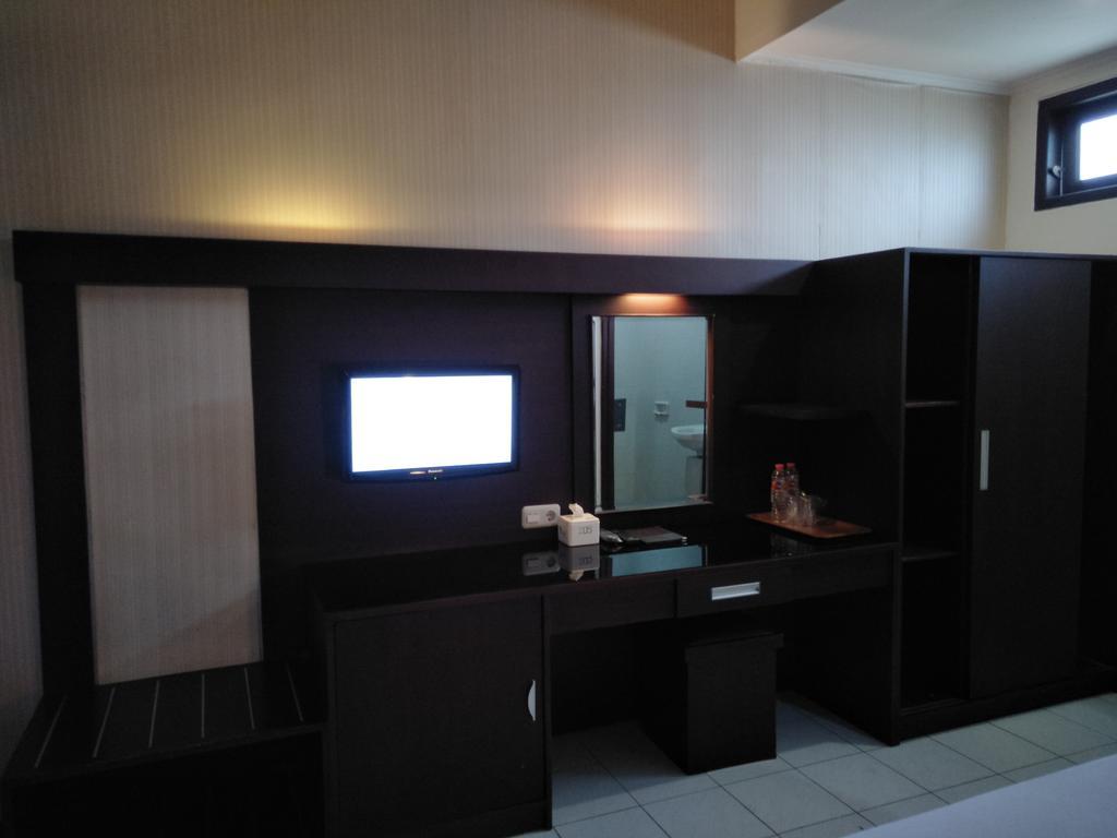 Hotel Wisanti Yogyakarta Exterior photo