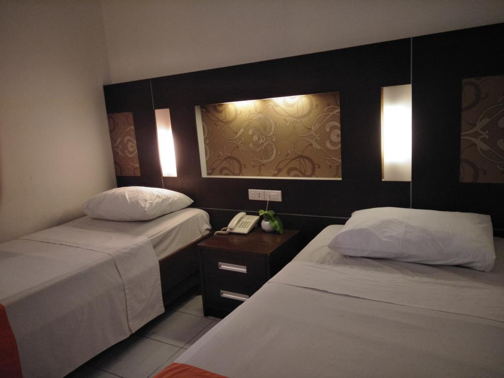 Hotel Wisanti Yogyakarta Exterior photo