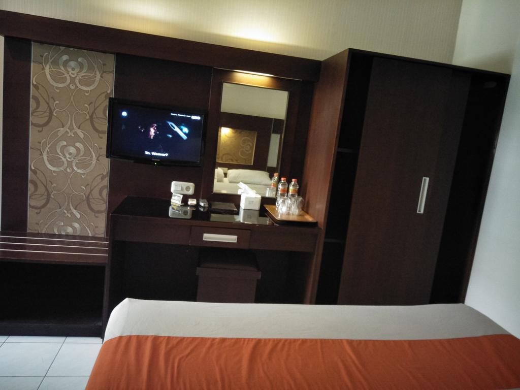 Hotel Wisanti Yogyakarta Exterior photo